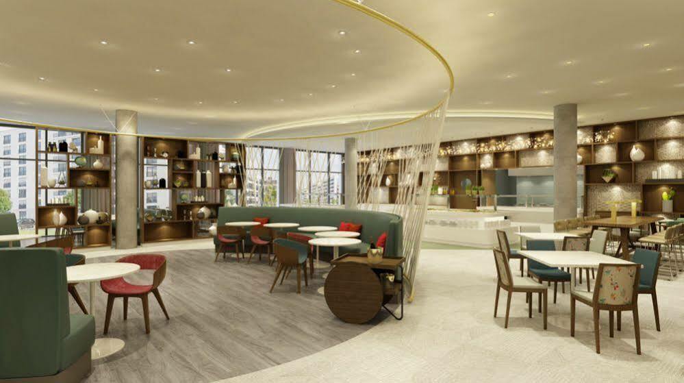 Hotel Hyatt Place Frankfurt Airport 4*
