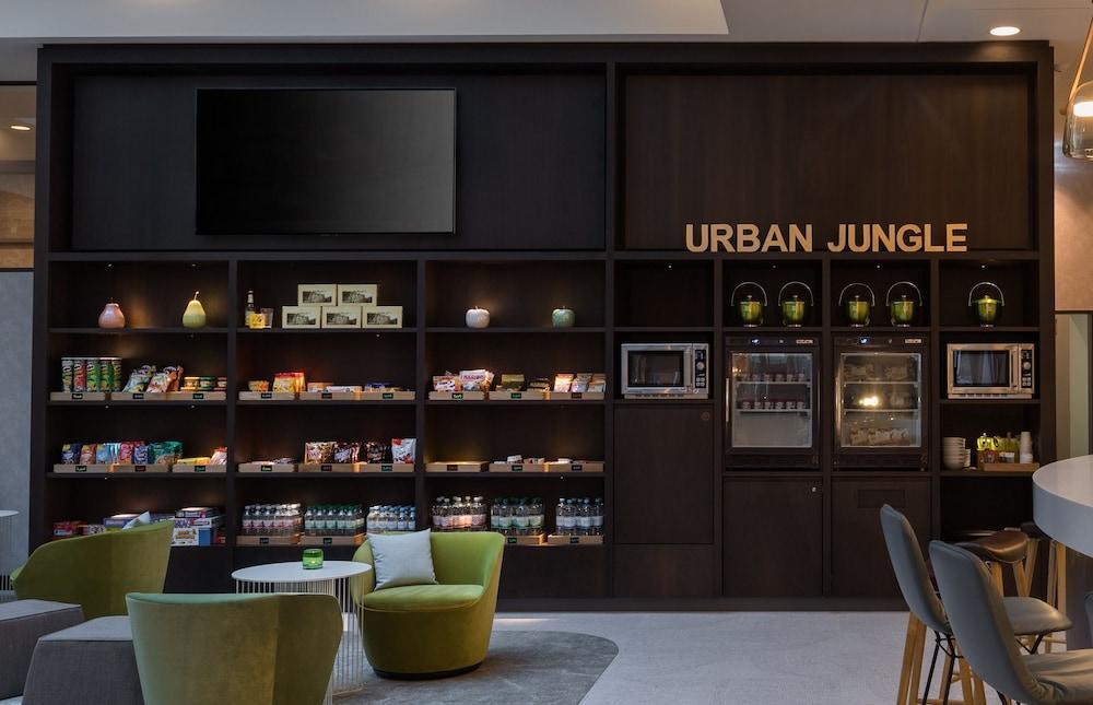 Hyatt Place Frankfurt Airport Hotel 4*
